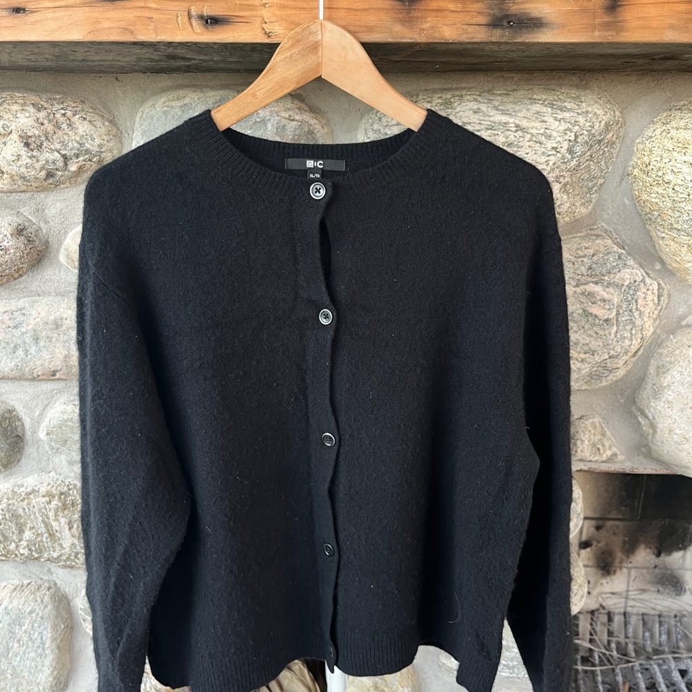 Uniqlo 100% Cashmere Cardigan
